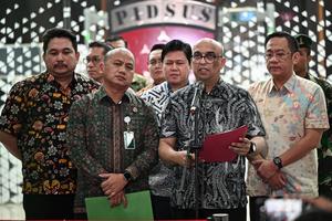 Kejagung tahan komisaris vendor motor listrik MBG