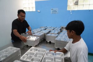 SPPG Mekarsari 02 Depok Tutup Sementara Imbas Dana MBG Belum Cair (Foto: Katadata/Fauza Syahputra)