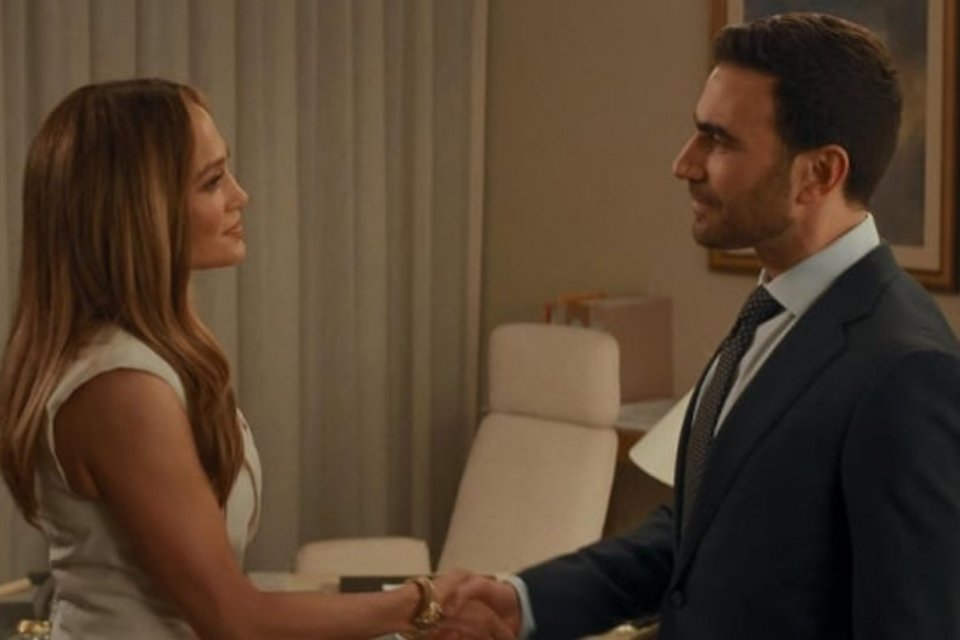 Sinopsis Office Romance