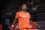 Alwi Farhan Alhasny menunjukkan ekspresi penuh determinasi saat berjuang di perempat final Australian Badminton Open 2026, Sydney. Mengenakan jersey b