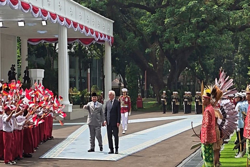 Presiden Prabowo Subianto menerima kunjungan kenegaraan Presiden Jerman Frank-Walter Steinmeier di Istana Merdeka, Jakarta pada Senin (15/6). Foto: M Fajar Riyandanu/Katadata