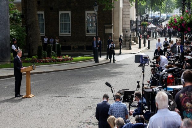PM Inggris Keir Starmer mundur