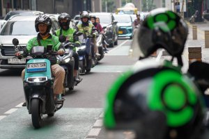 Mulai 1 Juli Grab dan Goto Terapkan Komisi 8% (Foto: Katadata/Fauza Syahputra)