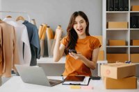 Pemanfaatan program promosi menjadi salah satu langkah strategis yang dapat membantu meningkatkan performa seller di platform e-commerce.