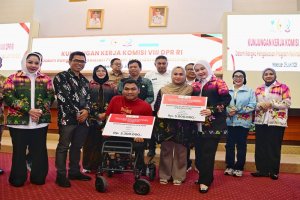 Kunjungan kerja Anggota Komisi VII DPR RI Atalia Praratya