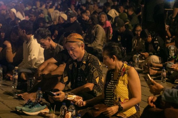 Aqua Hadirkan Hidrasi Alami bagi Pengunjung di Malam 1 Suro Mangkunegaran 2026