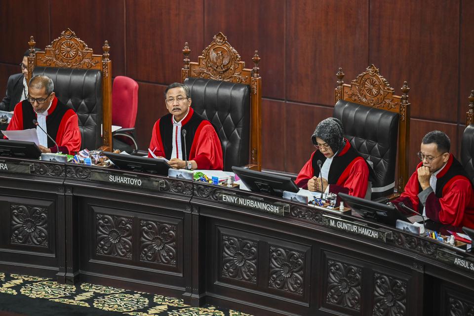 MK: Dana Pensiun Wajib Masuk RUU Ketenagakerjaan — Pesangon PHK Tak Bisa Digantikan