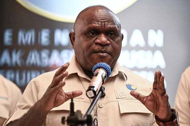 Konferensi pers Menteri HAM terkait isu terkini