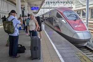 Jumlah kedatangan wisman ke Jawa Barat melalui stasiun Whoosh