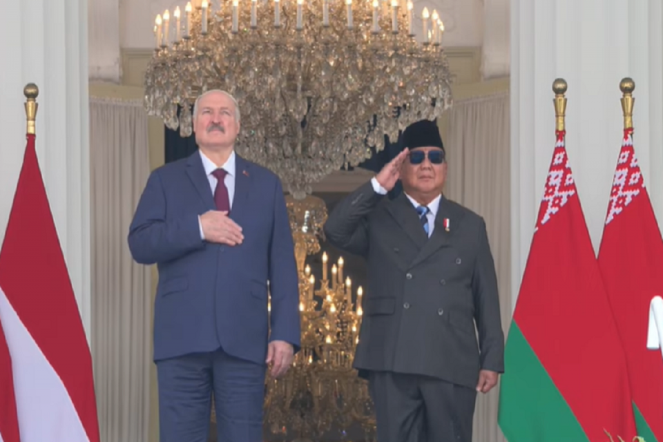 Presiden Prabowo Subianto menerima kunjungan Presiden Belarus Aleksandr Lukashenko di Istana Merdeka, Jakarta, Kamis (2/7). Foto: Youtube/Sekretariat Presiden