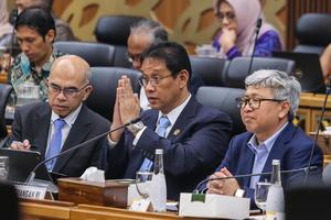 Raker Banggar DPR dengan Menteri Keuangan