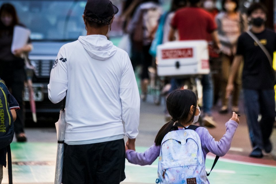 gerakan Ayah antar Anak