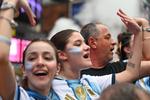 Suporter Argentina padati Times Square New York