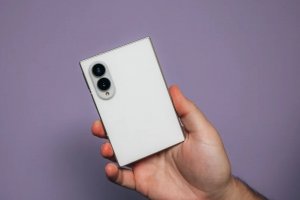 Samsung Galaxy Z Fold 8