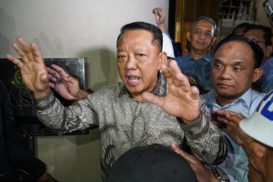 Kejagung Tahan Eks Jampidsus Febrie Adriansyah Dalam Kasus TPPU (Foto: Katadata/Fauza Syahputra)