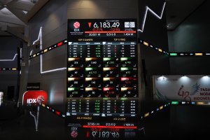 IHSG ditutup turun 0,17% atau 10,65 poin ke level 6.185 (Foto: Katadata/Fauza Syahputra)