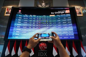 IHSG ditutup turun 0,17% atau 10,65 poin ke level 6.185 (Foto: Katadata/Fauza Syahputra)