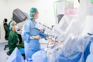 Adopsi robot di RS Siloam
