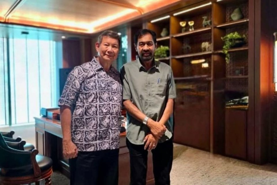 Gubernur Aceh Muzakir Manaf atau Mualem (Kanan) saat bertemu Utusan Khusus Presiden Bidang Energi dan Perubahan Iklim, Hashim Djojohadikusumo terkait pengembangan investasi di Aceh, di Jakarta.