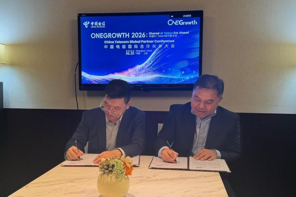 Telkomsel, China Telecom,