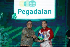 Kepala Divisi ESG PT Pegadaian (persero) Jainuddin (kanan) 