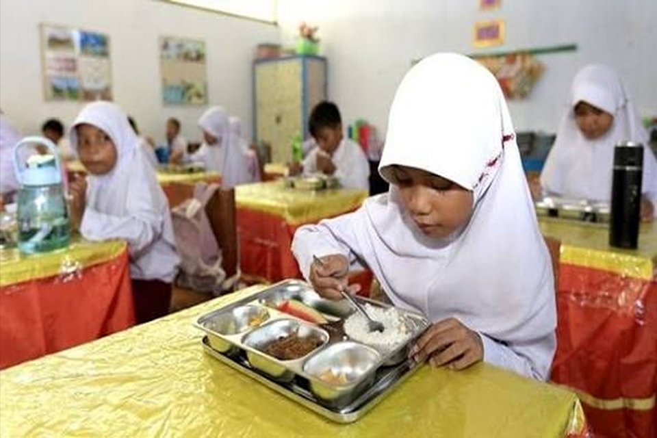 Makanan Bergizi Gratis 
