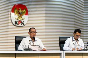 KPK tahan tersangka kasus korupsi pengadaan iklan Bank BJB