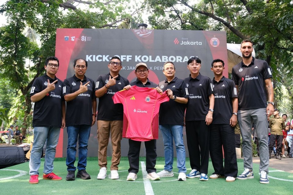 Kick-off kolaborasi Bank Jakarta dan Persija digelar di Taman Suropati, Jakarta, Minggu (9/8/2026).