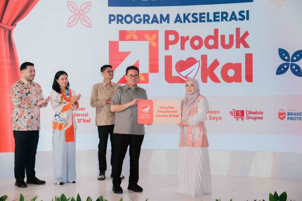 Menteri Perdagangan Budi Santoso dan Shopee meluncurkan Voucher Akselerasi Usaha Lokal Shopee pada Kamis (13/8/2026).