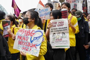 BEM UI Gelar Demo Tuntut Turunkan Harga Bahan Pokok dan Perbaikan Tata Kelola Negara (Foto: Katadata/Fauza Syahputra)