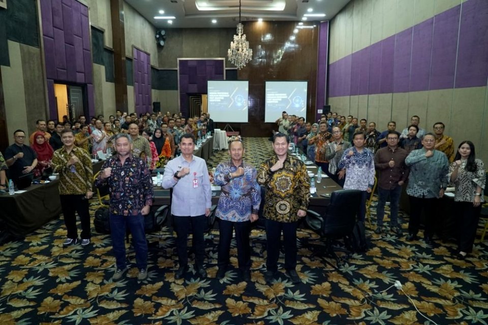 Kemenko Polkam, BSSN, Telkom, serta perwakilan kementerian, lembaga, industri, akademisi, dan komunitas keamanan siber memperkuat kolaborasi nasional melalui Rapat Koordinasi Urgensi Penyusunan Kebijakan Menghadapi Post-Quantum Computing (PQC), Kamis (6/8