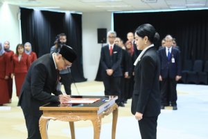 Pelantikan Deputi Komisioner Pengaturan dan Pengawasan BMKS OJK