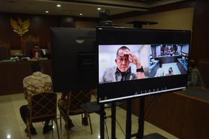 Sidang pemeriksaan saksi praperadilan Lodewyk Pusung