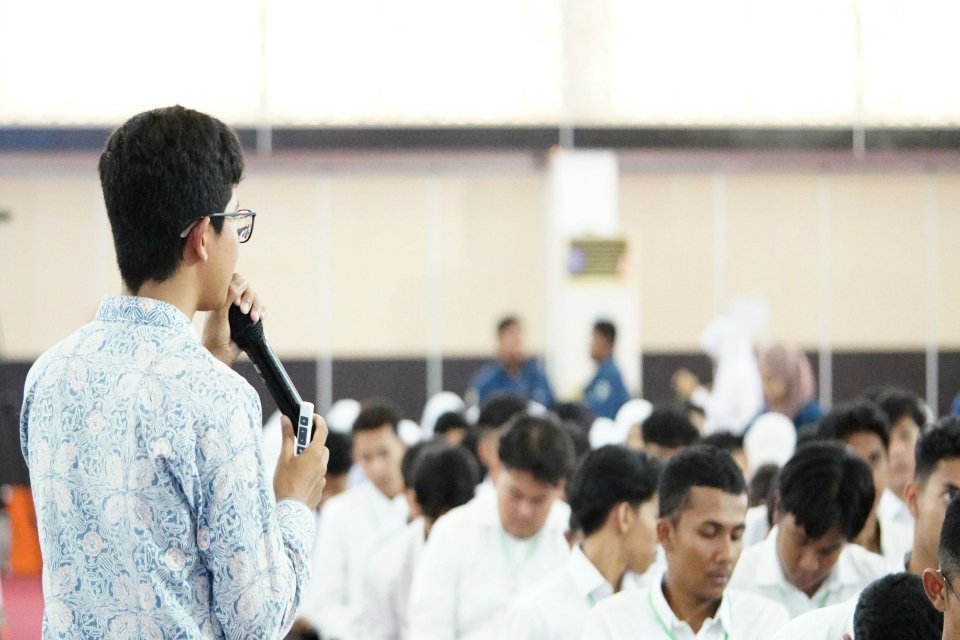 Teks Ceramah Maulid Nabi Bahasa Inggris