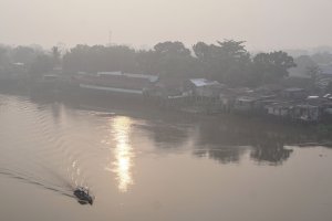 Kabut asap di Pekanbaru dampak karhutla