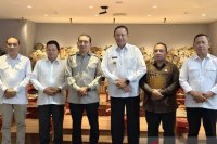 Gubernur Gorontalo Bertemu Fadli Zon