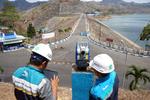 Pemantauan ketinggian muka air Waduk Wonorejo