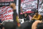 Unjuk rasa Masyarakat Pati di depan Gedung DPR