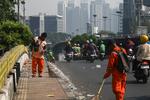 Pembersihan sisa kericuhan aksi 27 Agustus