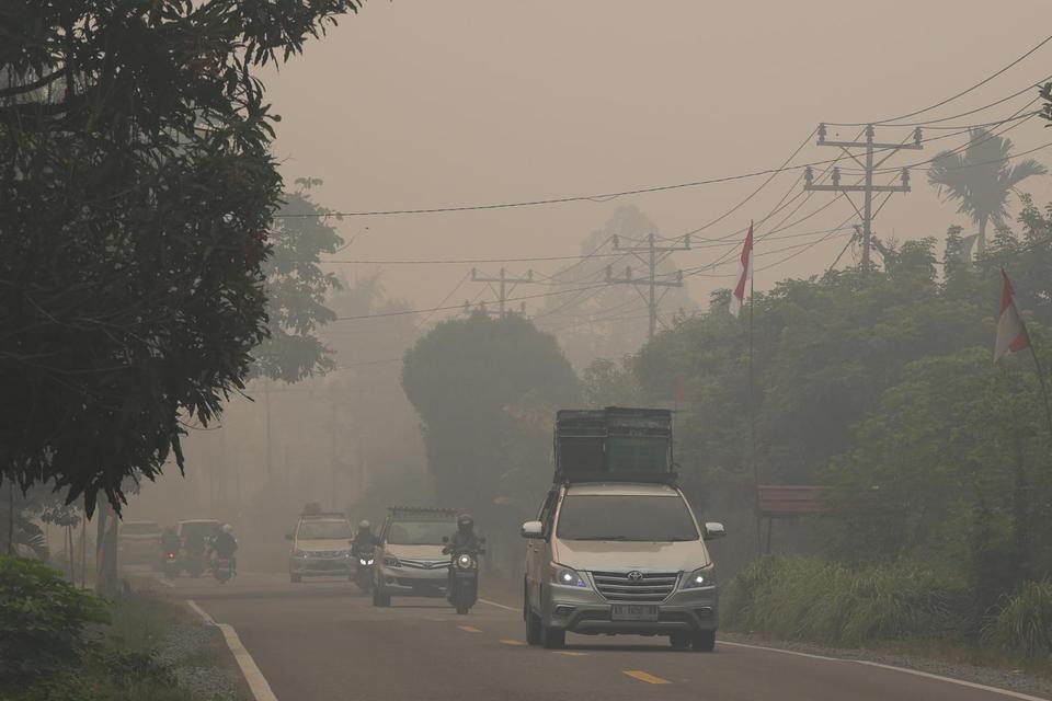 Karhutla: 50.891 Kasus ISPA di 63 Kabupaten, Beban Fiskal dan Ekonomi Meningkat