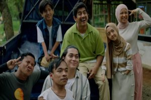 Sinopsis Film Istimewa