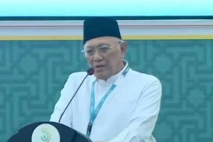 Profil Ketum PBNU Gus Kikin