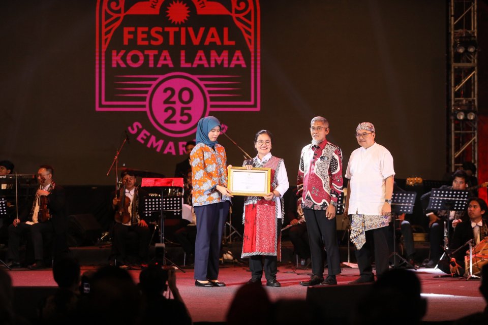 Wali Kota Semarang Agustina WIlujeng Pramestuti
