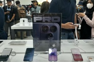 iPhone 17