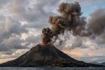 Abu Vulkanik Gunung Krakatau 