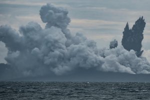 gunung anak krakatau