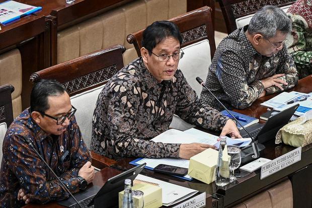 Raker Komisi XI DPR dengan Menteri Keuangan