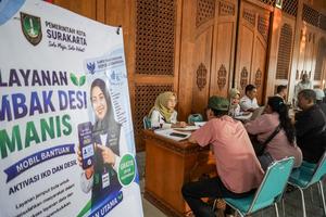 Layanan aktivasi IKD dan desil DTSEN keliling