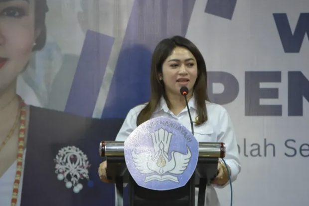 Anggota DPR RI dari Fraksi Partai Nasdem, Eva Sstevany Rataba