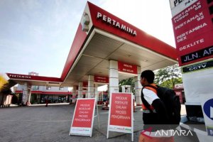 SPBU makassar kehabisan bbm